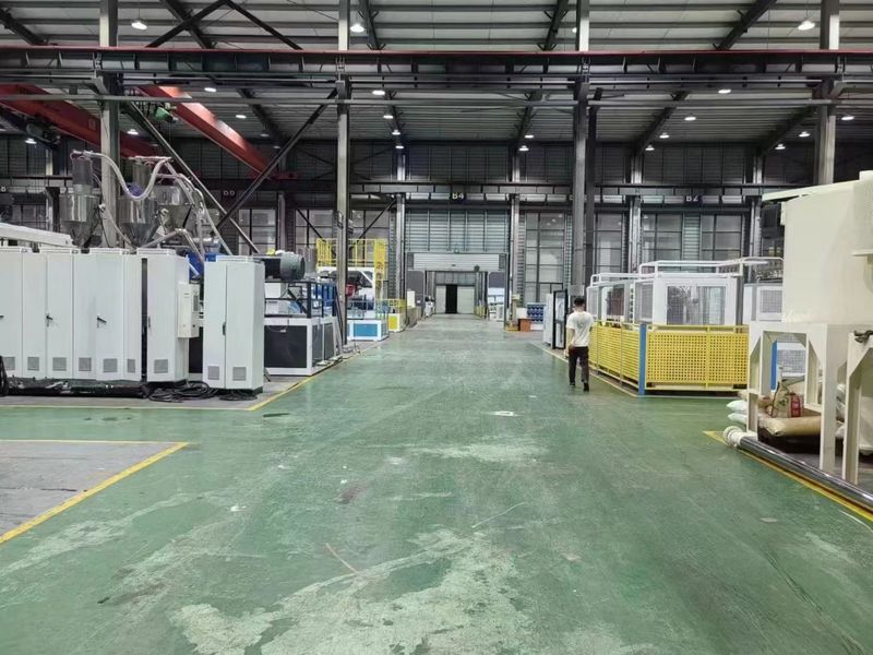 Zhejiang Mingdi Extrusion Machinery Co.,Ltd dây chuyền sản xuất của nhà sản xuất